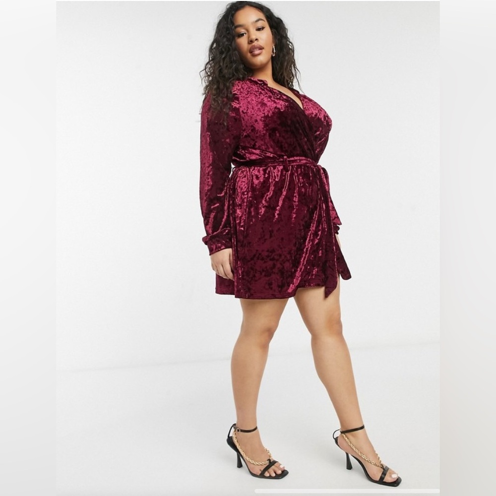 NWT - “In The Style” Burgundy Velvet Blazer Wrap Dress Size 16